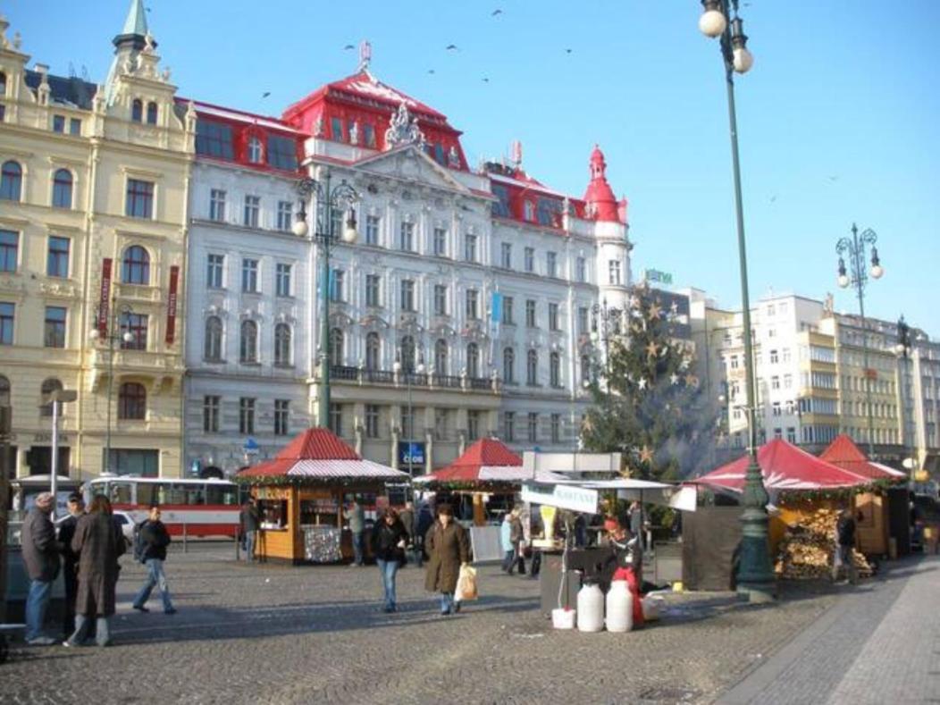 Rooms In The Center Of Old Town Prag Exterior foto